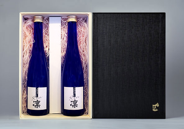 【母の日ギフト】鳴門鯛 純米うすにごり生酒「凛」 500ml 2本<特製ギフト箱入り>