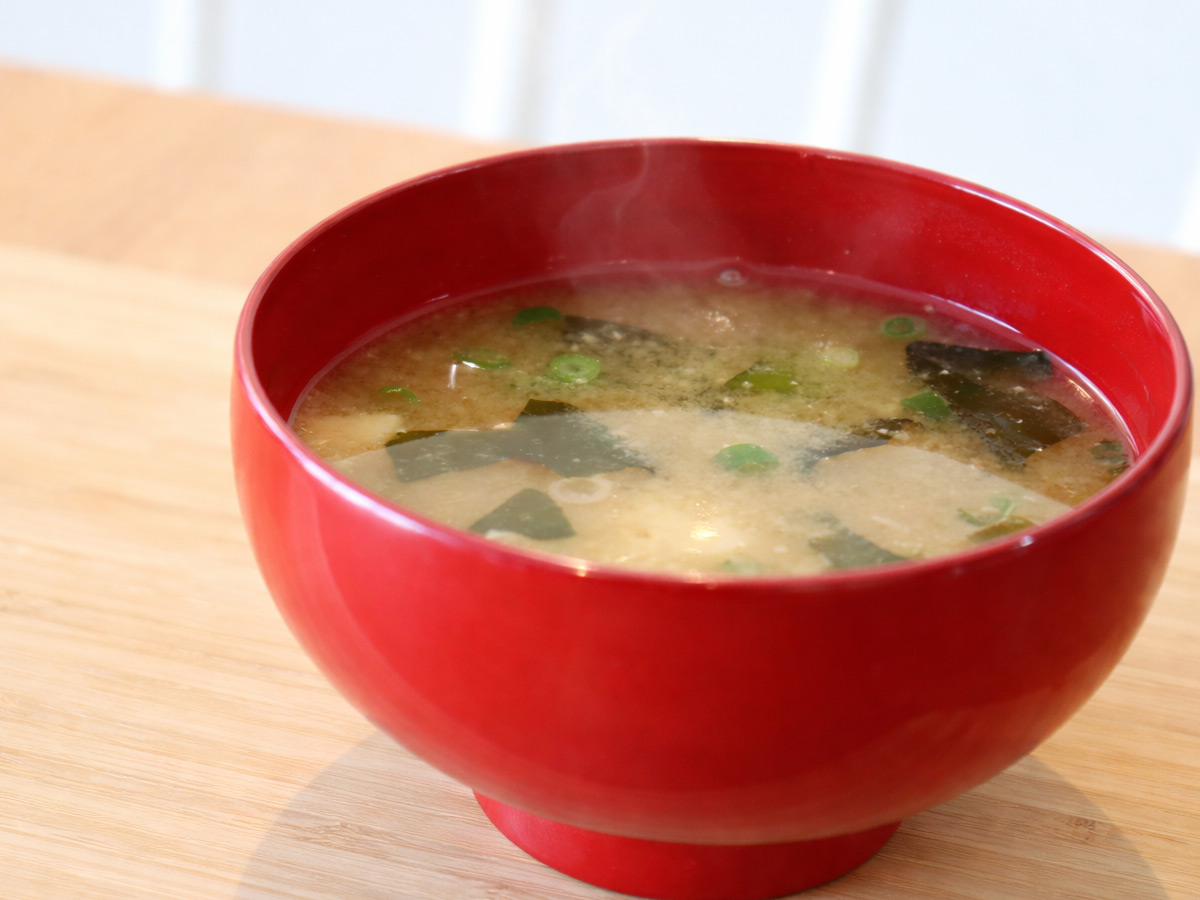 コウノトリのお米を使った日本酒とお味噌セット